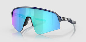 Sporta saulesbrilles Oakley Sutro Lite Sweep matētas zilas ar Prizm Sapphire lēcām